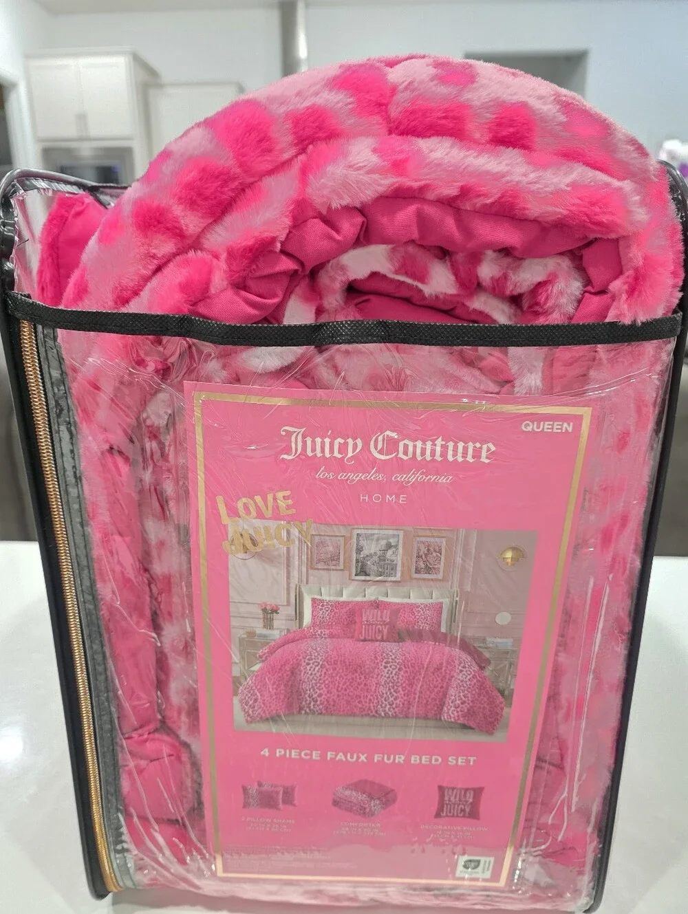 Juicy Couture QUEEN 4 Piece Pink Leopard Faux Fur Comforter Set New Viral